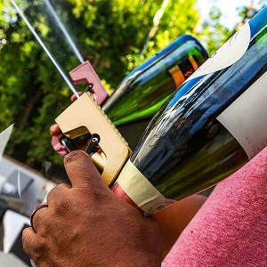 Bubble Blaster Champagne Beer Spray Gun Wine Stopper Party Beer Ejector - Gold 