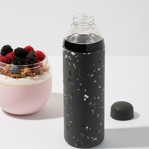 PORTER Glass Water Bottle with Silicone Sleeve, 590ml (20oz) - W&P - Charcoal 